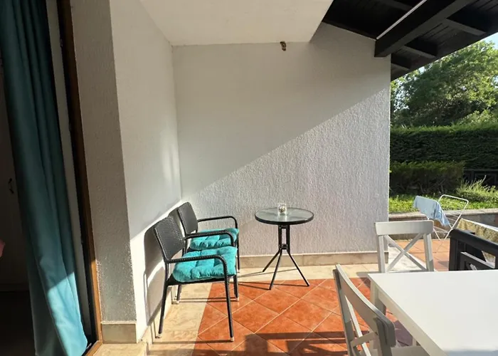 Apartament Heritage In Oasis Łozenec